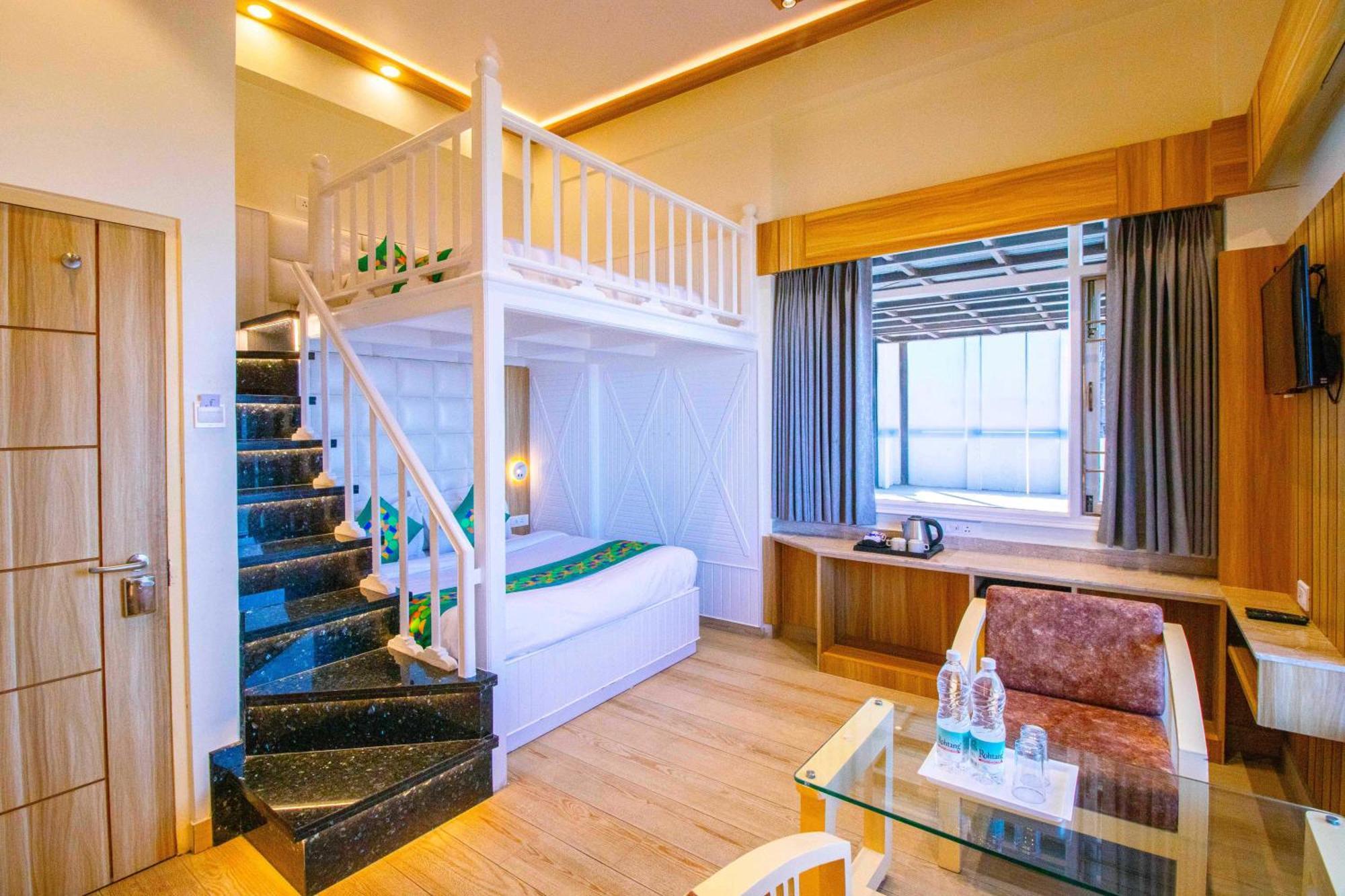 Treebo Varuna With Mountain View Shimla Exterior foto