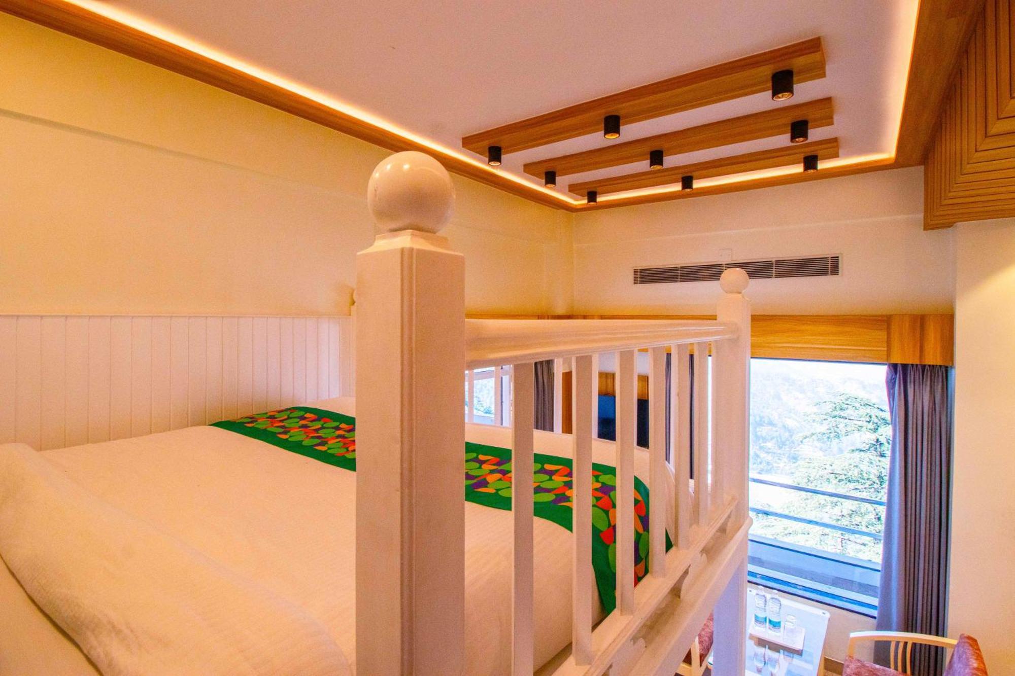 Treebo Varuna With Mountain View Shimla Exterior foto